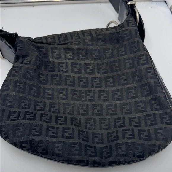 Fendi Oyster Black and Silver hardware small Shoulder Bag - Picture 3 of 16